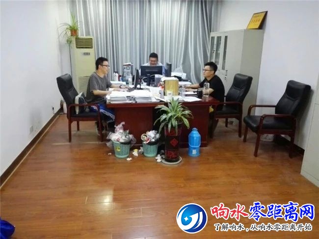ec738dac62aecb6ef527c4dfd8aa090d.jpg