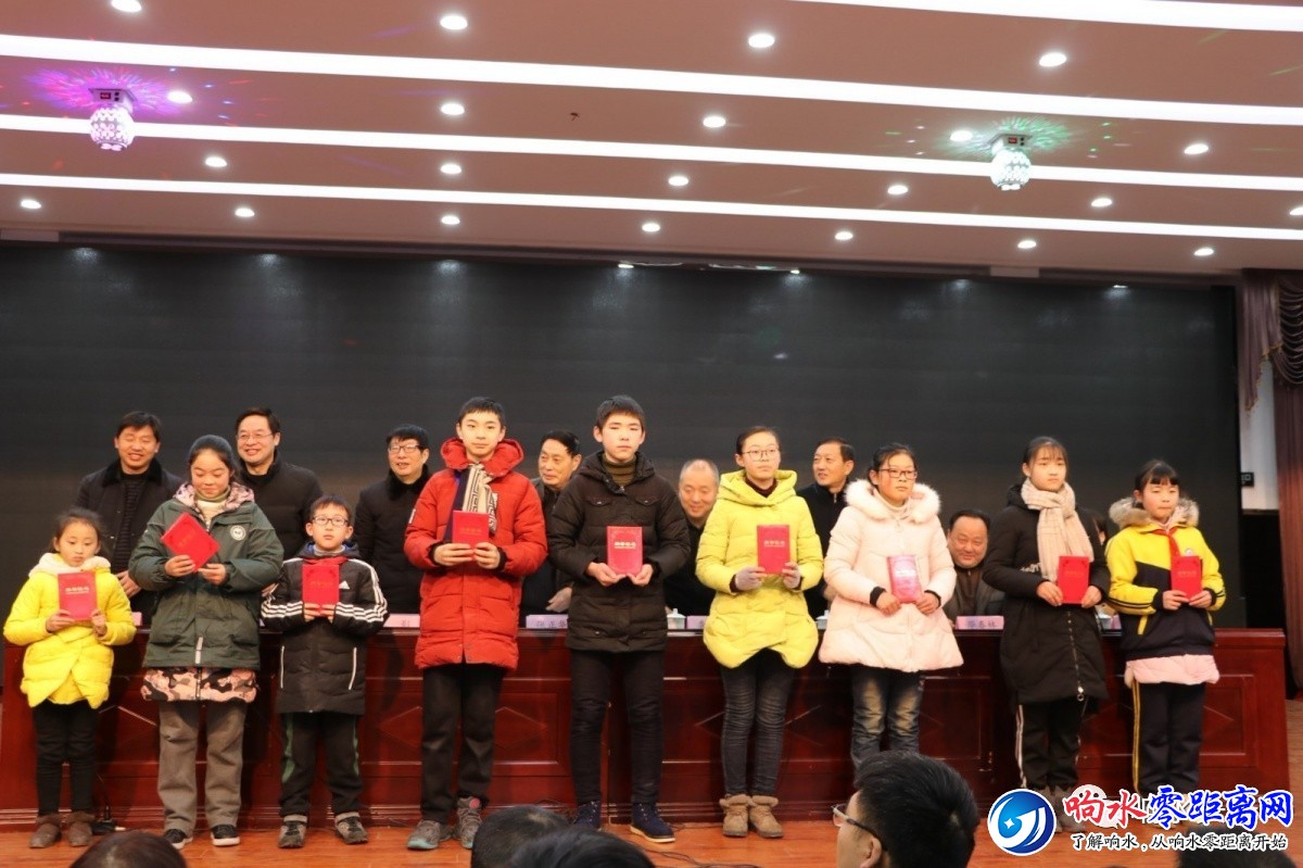 53edc7d1fe53a9f0583bec9ba59d93c7.jpg