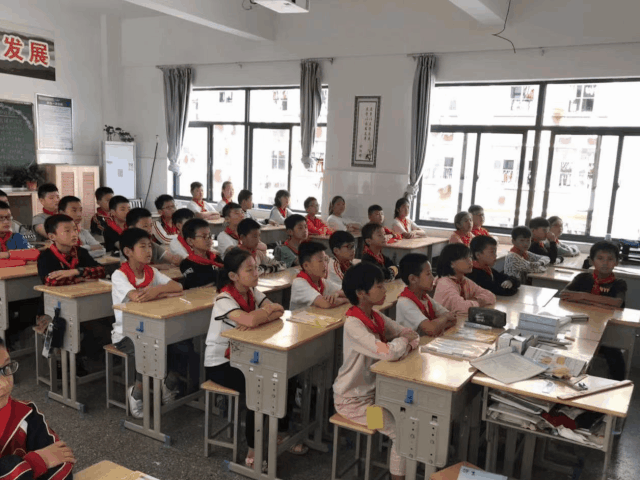 6c1f15d678ca34893315286f219117cb.gif