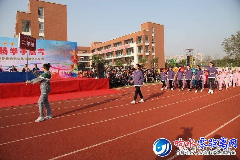 d80323ef9ccff2d97a2557d8a0eb2aa8.jpg