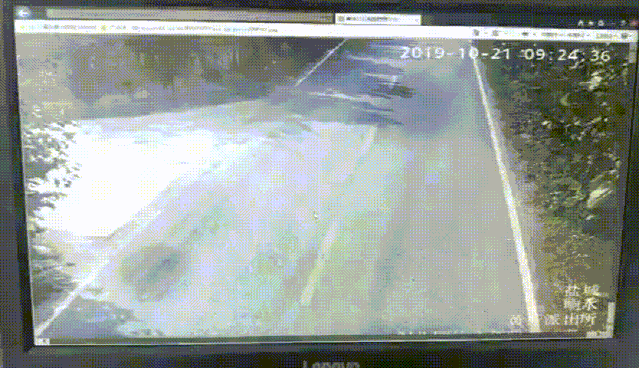 70fe28b00cbaf3e272badb261375ca17.gif