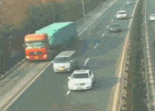 e63bdfc6c1859440d75d1732fc91e3d9.gif