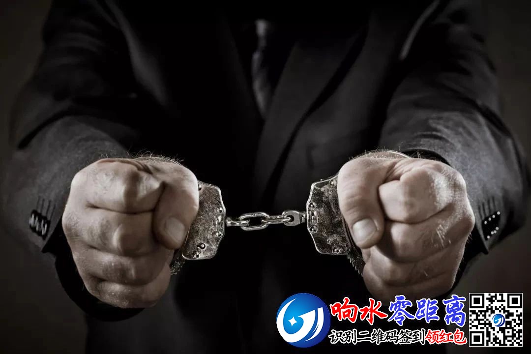 d2ce518563bf7dedda367b5b6e113fc2.jpg