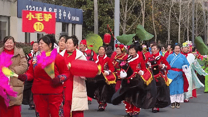 457ec221b327208ba18836dd0eccb653.gif