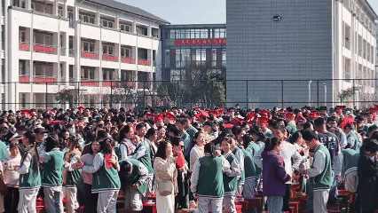 2c15b14a13894cfa6b624260ec98525f.gif